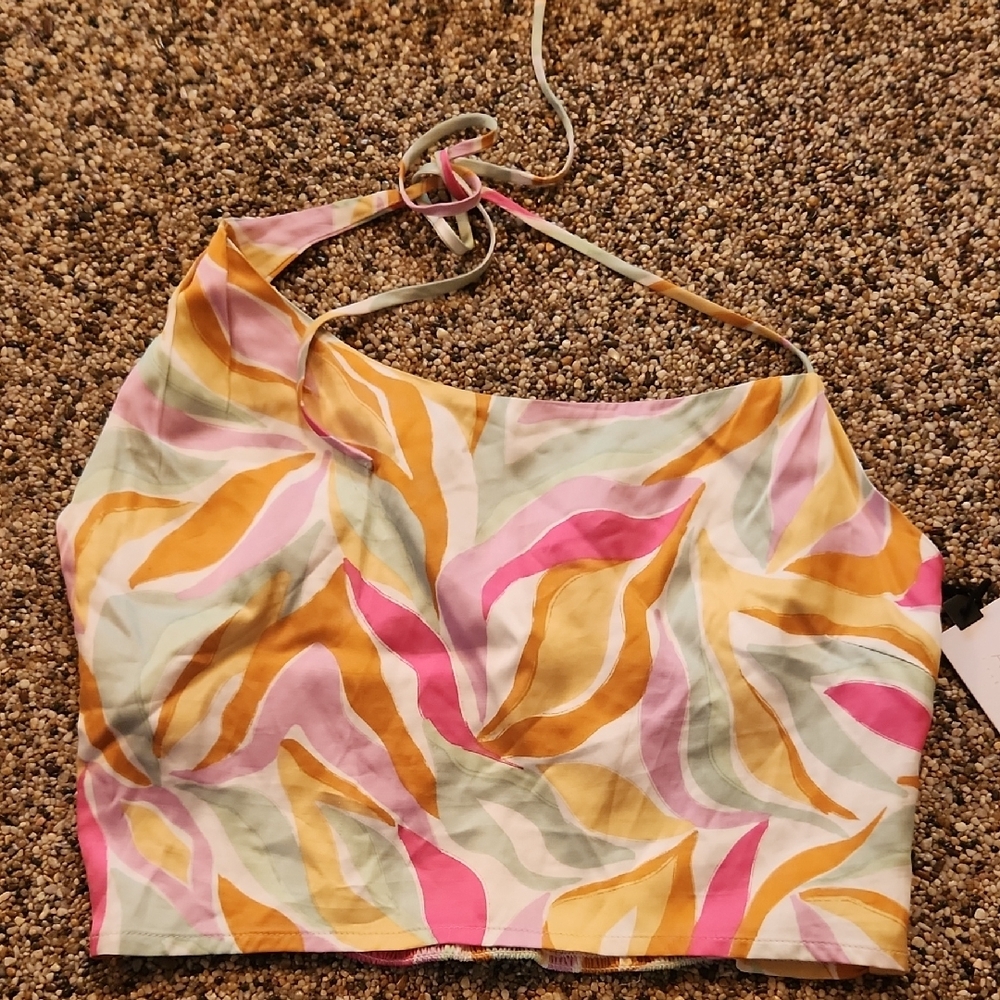 Astr Halter Top, Medium‎
